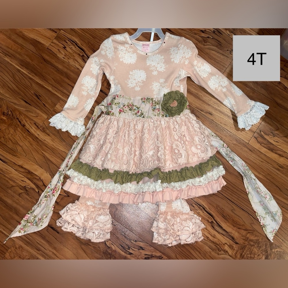 Giggle Moon 4T Floral Lace Set with leggings and Ruffle Details.